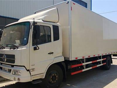 6.8米厢式货车